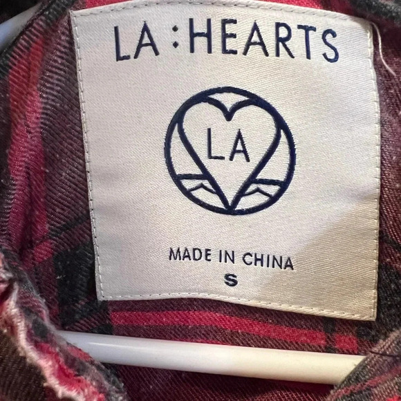 LA: HEARTS Flannel - Picture 5 of 5